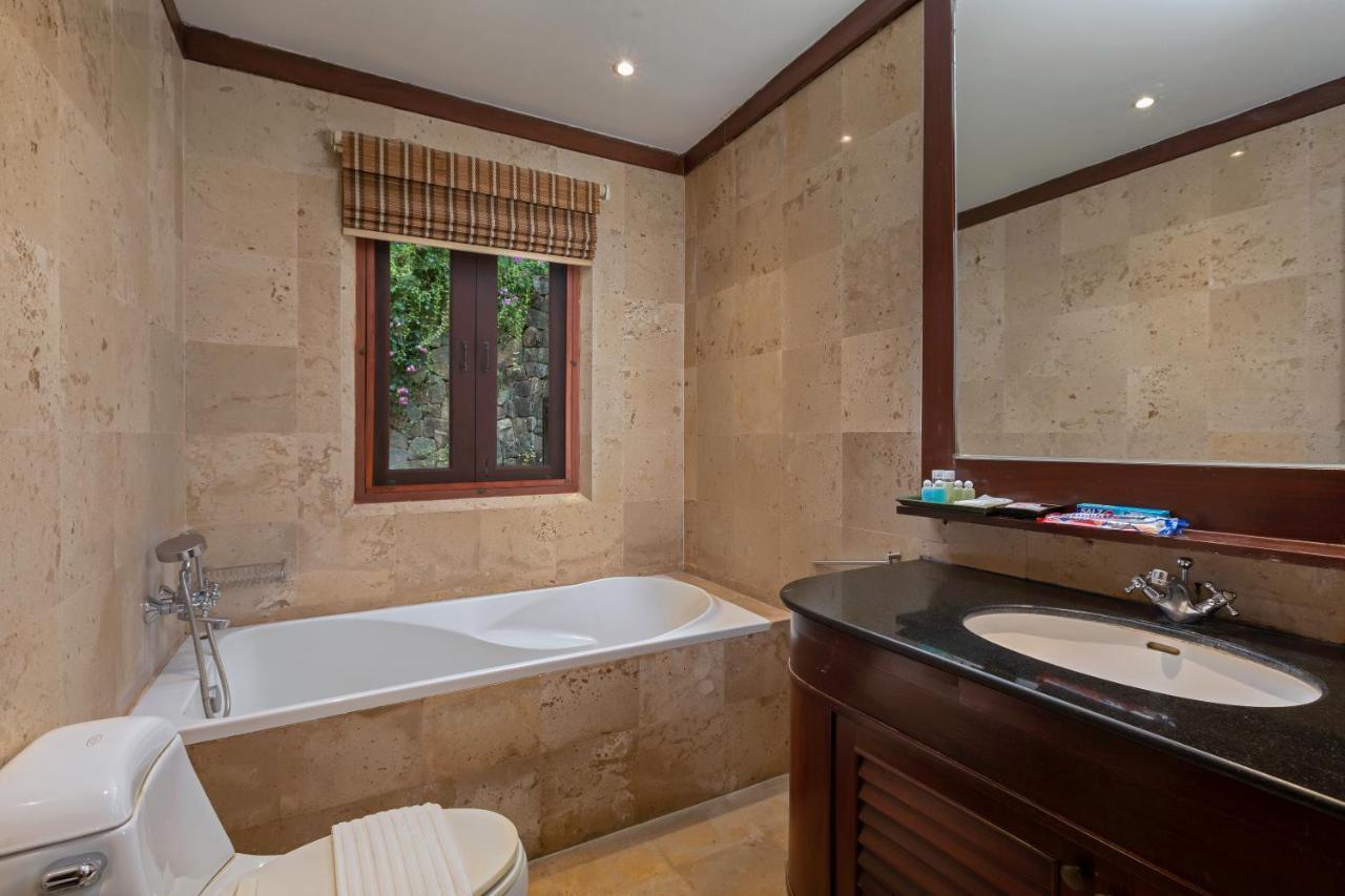 Nakawanna Villa Phuket Екстериор снимка