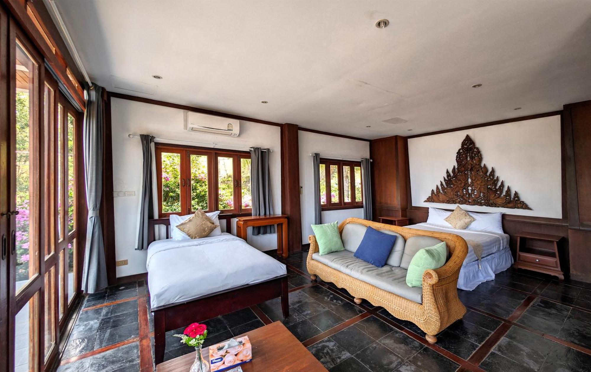 Nakawanna Villa Phuket Екстериор снимка