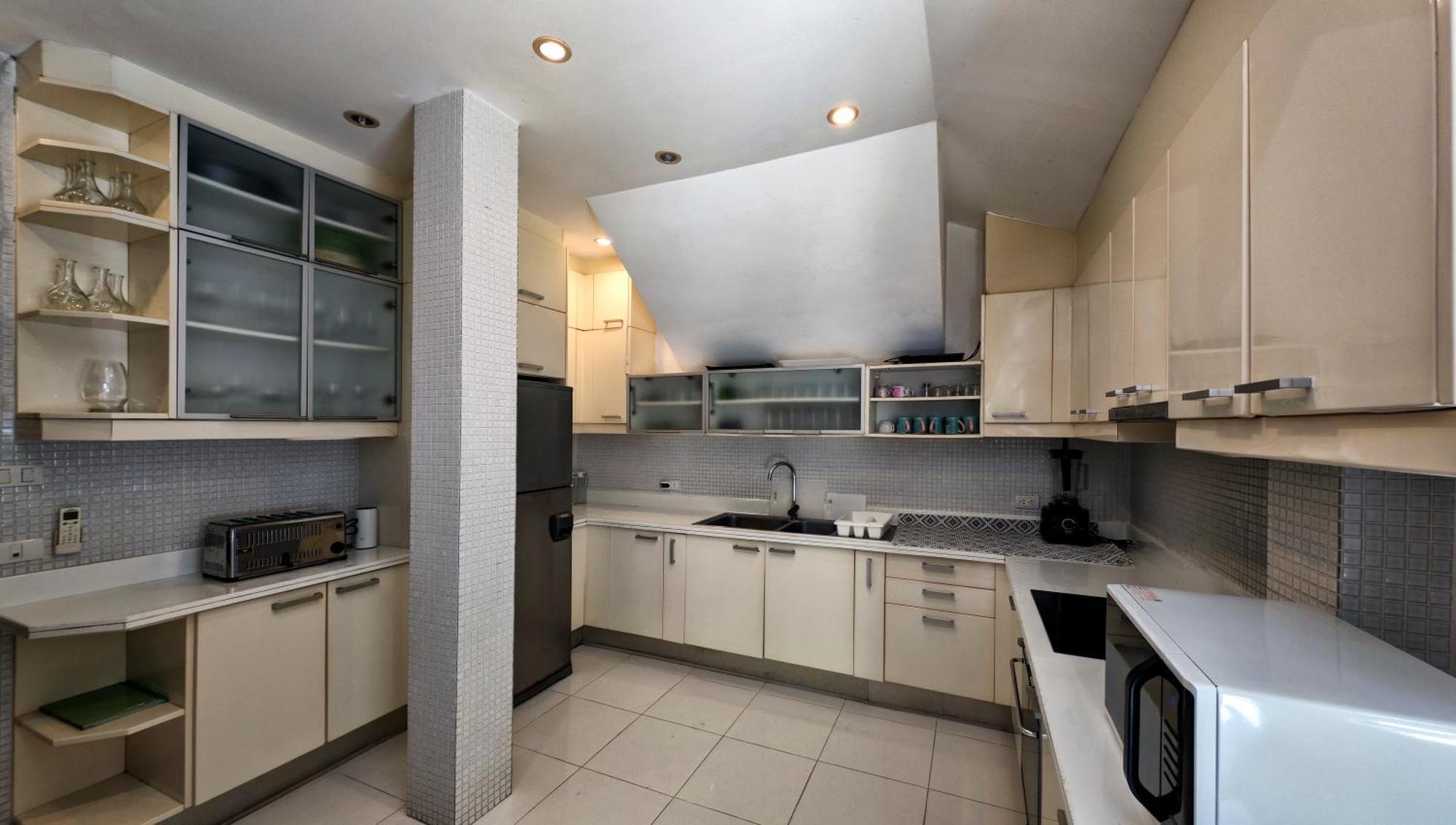 Nakawanna Villa Phuket Екстериор снимка