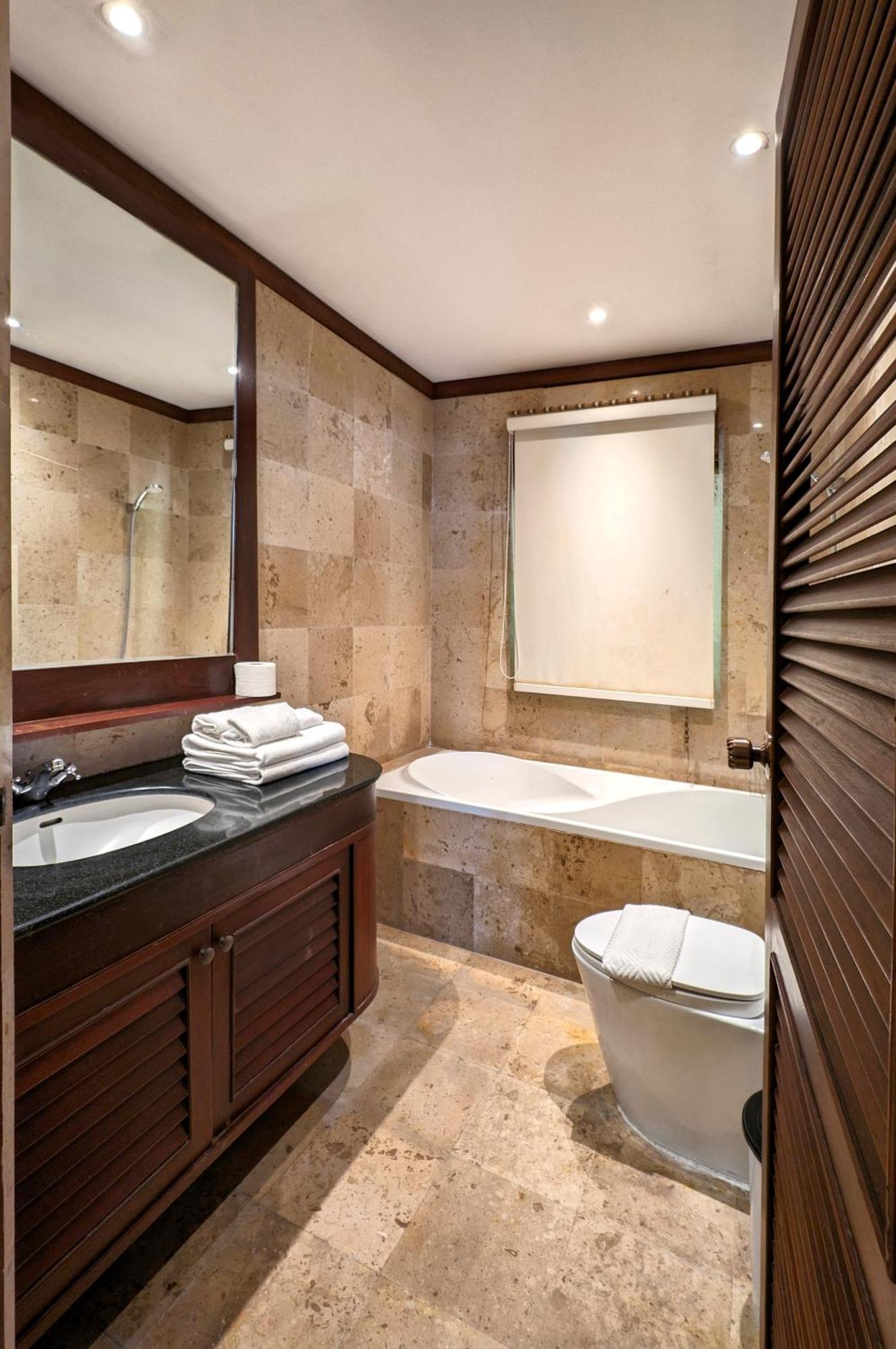 Nakawanna Villa Phuket Екстериор снимка